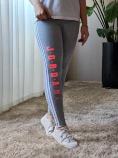 شلوار ورزشی زنانه